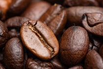 Coffee beans by h3bo3