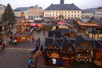 Weihnachtsmarkt in Annaberg by Gerhard Köhler