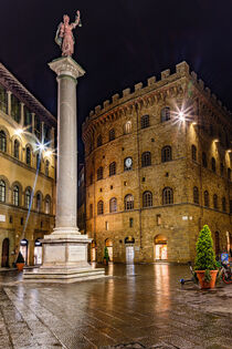 Piazza Santa Trinita in Florenz by Dirk Rüter