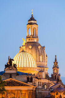 Zitronenpresse und Frauenkirche in Dresden bei Nacht von dieterich-fotografie