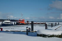 Hafen im Winter  by jivan21