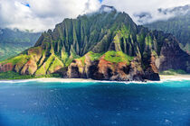 Kalalau Beach, Na Pali Coast, Coast Wilderness State Park, Kauai, Hawaii. Russ Bishop / Danita Delimont by Danita Delimont