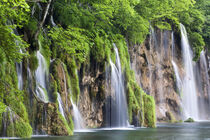 Plitvice Lakes in the National Park Plitvicka Jezera in Croatia. A UNESCO World heritage site. Martin Zwick / Danita Delimont von Danita Delimont