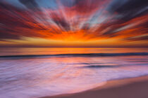 Sunset abstract, Tamarack Beach, Carlsbad, CA. Andrew Shoemaker / Danita Delimont von Danita Delimont