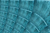 Abstrakte wellenartige Muster in blau und weiß. by other-view