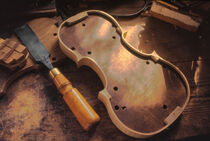 Violin-maker's workbench von David Halperin