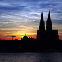 Kölner Dom / Köln im Sonnenuntergang 