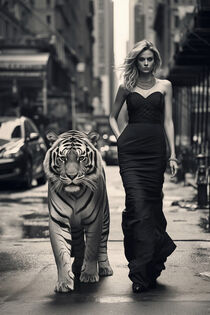 Model mit Tiger in den Straßen von New York - KI Schwarzweiß Fotografie by Frank Daske