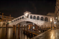 Venedig - Rialtobrücke bei Nacht von tart
