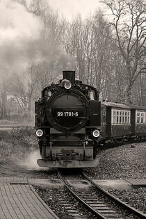 Alte Dampflokomotive von Claudia Evans