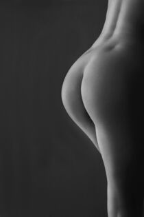 Art Nude Bum by David Hare