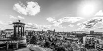 Blick von Calton Hill über Edinburgh - Schwarzweiss by dieterich-fotografie