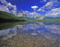 Stanley Lake in the Sawtooth Mountains of Idaho von Danita Delimont