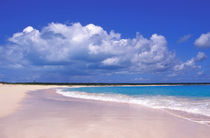 Pink Sand Beach, Harbour Island, Bahamas. von Danita Delimont