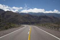 Road leading towards Salinas Grandes von Panoramic Images