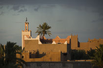 Morning light over the Mosque of Ouarzazate, Morocco von Panoramic Images