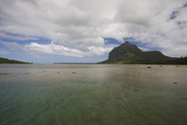 Clouds over the sea, Le Morne Brabant, Mauritius von Panoramic Images