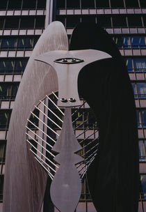 Sculpture in front of a building, Daley Plaza, Chicago, Illinois, USA by Panoramic Images