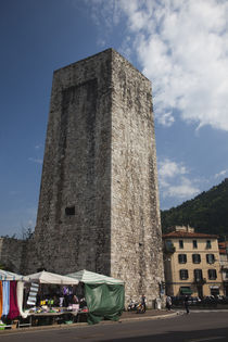 Medieval tower in a city, Como, Lakes Region, Lombardy, Italy von Panoramic Images