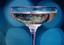 Close-up of a glass of white wine von Panoramic Images