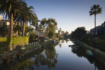 Homes along a canal, Venice, Los Angeles, California, USA von Panoramic Images