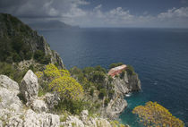 High angle view of a house on a rock, Capri, Bay of Naples, Campania, Italy von Panoramic Images