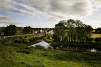 Old Bridge over the King's River, and Kells Village, County Kilkenny, Ireland von Panoramic Images