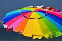 Beach Umbrella - Newport beach, California von Eye in Hand Gallery