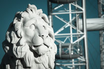 London, South Bank/County Hall Lion and London Eye von Alan Copson