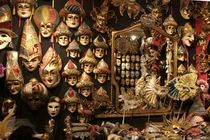Masken in Venedig von Premdharma S. Gartlgruber