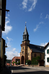Leistadt mit alter Kirche  by lizcollet