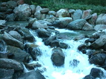 Flusstal in der Abenddämmerung by mondschwester