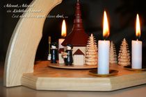 Advent, Advent, ein Lichtlein brennt. by Juana Kreßner