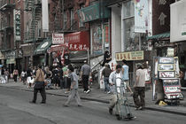 Straßenszene in Chinatown, New York City by Doris Krüger