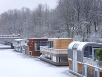 snowbound houseboats (Hamburg- Eilbek) by minnewater
