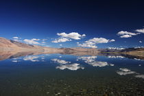 Tso Moriri in Ladakh by Thomas Mick