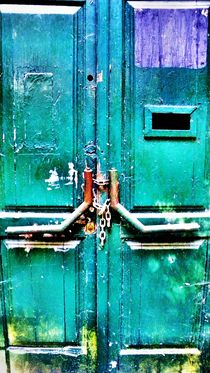 Closed green door! von tcl