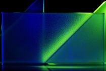 Lichtblicke - zwei blaugrüne Dreicke & Rechteck von Gerald Albach