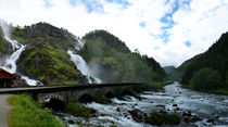 Norwegen - Wasserfall Latefossen by magdeburgerin