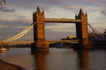 Tower Bridge in London by magdeburgerin