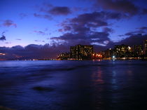 Waikiki Beach Hawaii by mytown