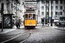 Lisboa Tram 2 by Stefan Nielsen