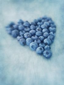 I love blueberries von Priska  Wettstein
