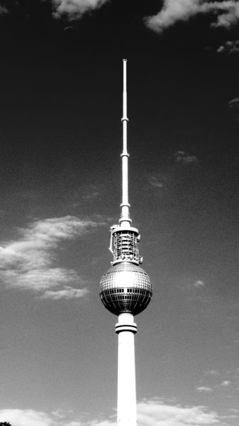 Berlin-fernsehturm-sw-dscn0905