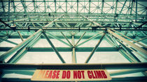 Please Do Not Climb by Sookie Endo