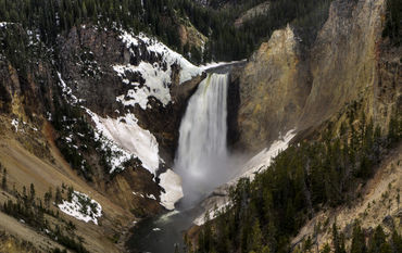 Yellowstone-lower-falls