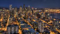 Seattle at Night by tgigreeny