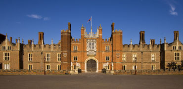 Hampton-court-palace