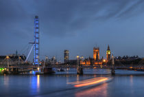 The Thames at Dusk by tgigreeny