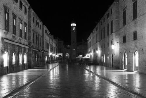 Dubrovnik-at-night-b-w